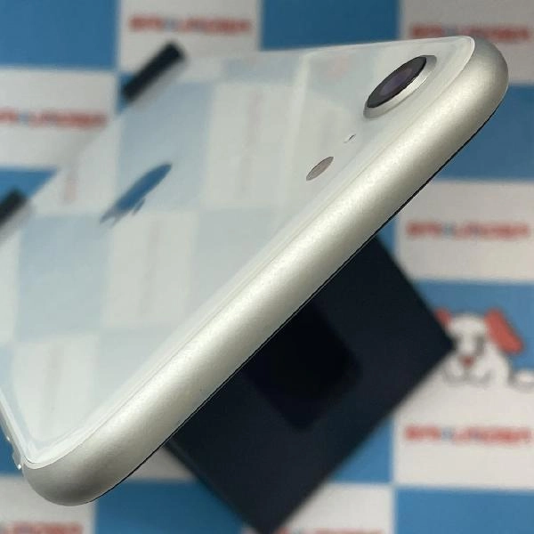 iPhoneSE 第2世代 au版SIMフリー 64GB MHGQ3J/A A2296 美品 ホワイト