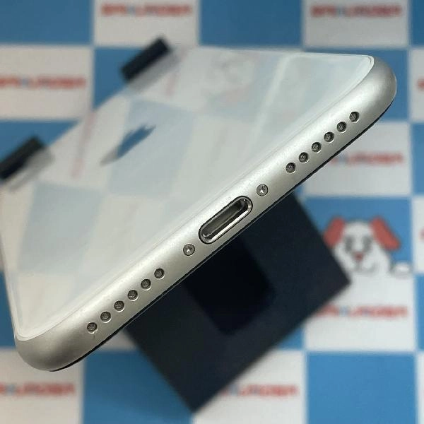 iPhoneSE 第2世代 au版SIMフリー 64GB MHGQ3J/A A2296 美品 ホワイト