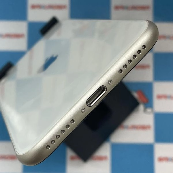 iPhoneSE 第3世代 SoftBank 64GB MMYD3J/A A2782 開封未使用