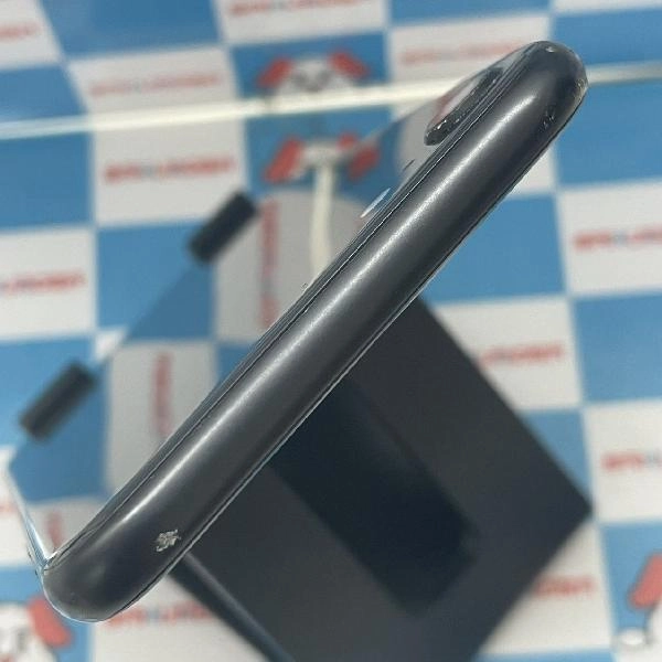 iPhoneSE 第2世代 SoftBank版SIMフリー 128GB MXD02J/A A2296 ブラック