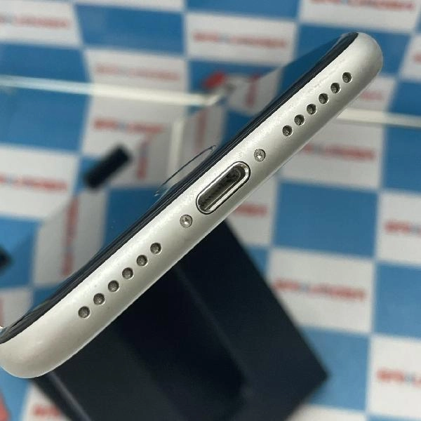 iPhoneSE 第2世代 SoftBank版SIMフリー 64GB MX9T2J/A A2296 ホワイト