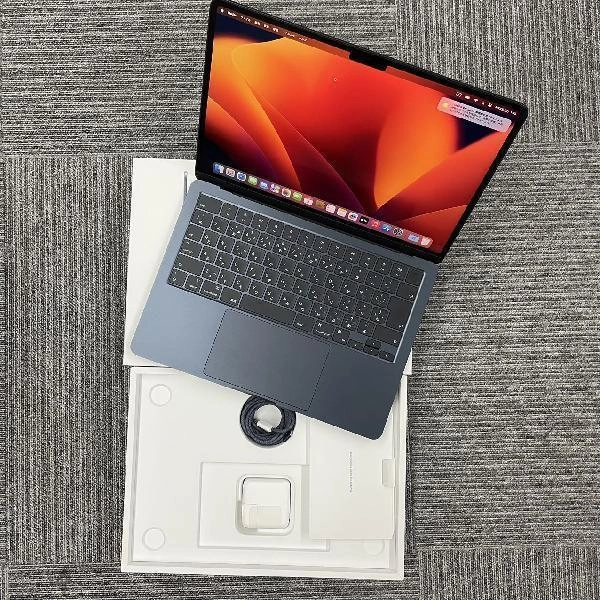 MacBook Air M2 2022 256GB MLY33J/A 新品同様 ミッドナイト