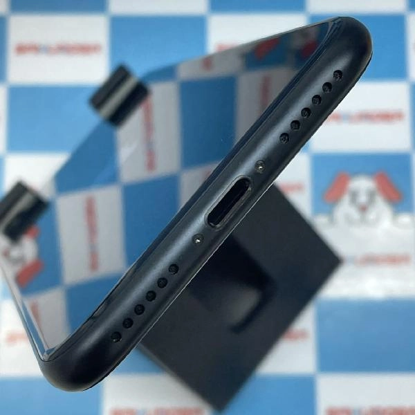 iPhoneSE 第3世代 SoftBank版SIMフリー 64GB MMYC3J/A A2782 新品同様