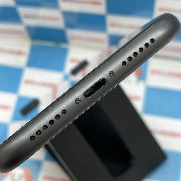 iPhone11 Apple版SIMフリー 256GB NWM72J/A A2221 ブラック