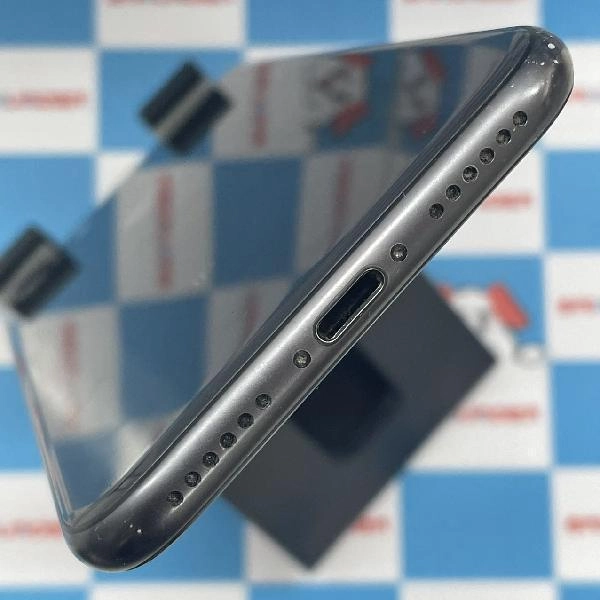 iPhone8 au版SIMフリー 256GB MQ842J/A A1906 スペースグレイ