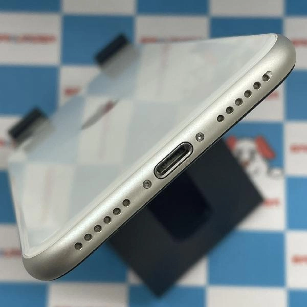 iPhoneSE 第2世代 SoftBank版SIMフリー 64GB MHGQ3J/A A2296 ホワイト