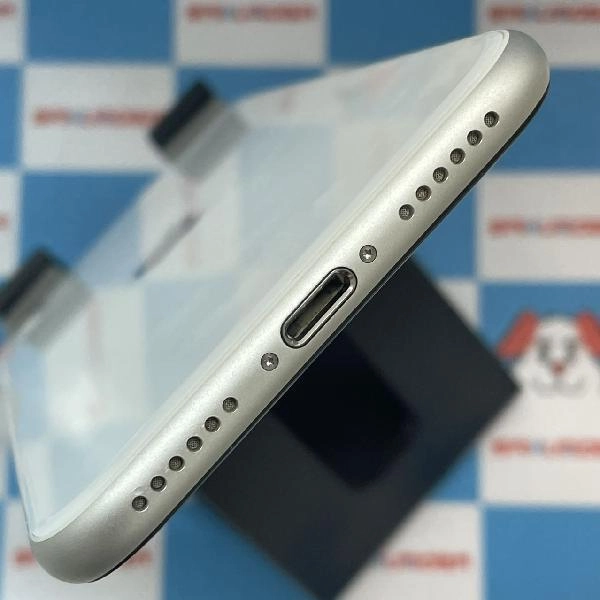 iPhoneSE 第2世代 Apple版SIMフリー 64GB MX9T2J/A A2296 極美品 ホワイト