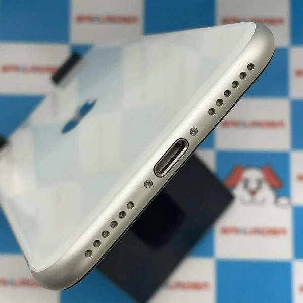 iPhoneSE 第2世代 au版SIMフリー 64GB MX9T2J/A A2296 美品 ホワイト