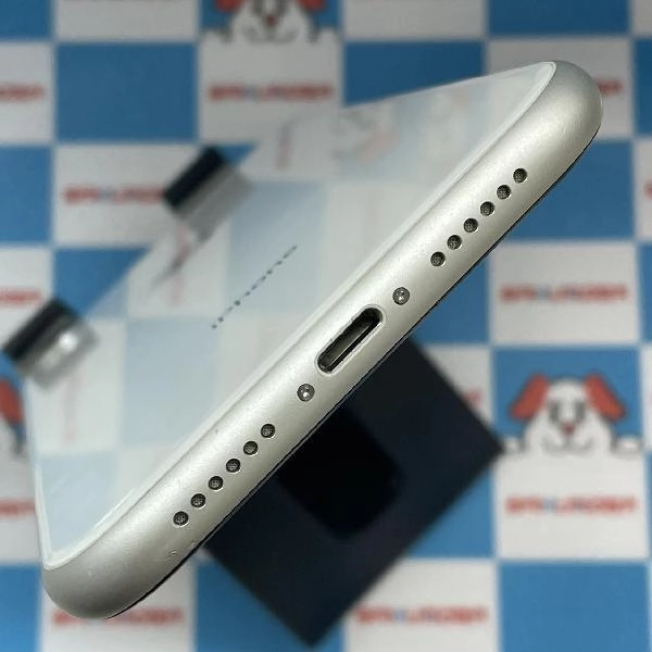 iPhoneXR docomo版SIMフリー 128GB MT0J2J/A A2106 美品