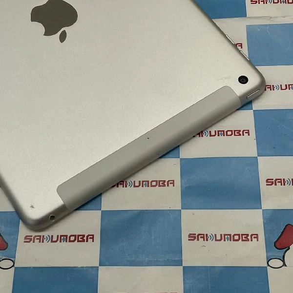 iPad 第6世代 au版SIMフリー 32GB MR6P2J/A A1954 美品