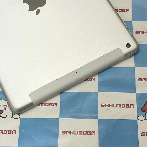 iPad 第8世代 au版SIMフリー 32GB MYMJ2J/A A2429 極美品