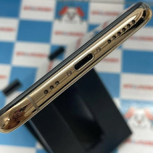 iPhoneXS au版SIMフリー 64GB MQDW2J/A A1701 ゴールド