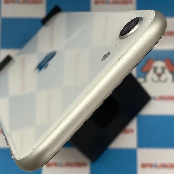 iPhoneSE 第2世代 Apple版SIMフリー 64GB MHGQ3J/A A2296 ホワイト