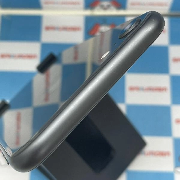 iPhone8 au版SIMフリー 64GB MQ782J/A A1906 美品 スペースグレイ