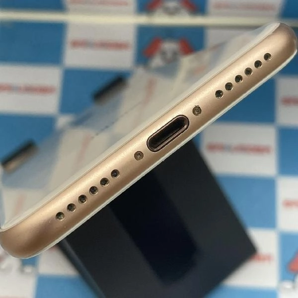 iPhone8 au版SIMフリー 64GB MQ7A2J/A A1906 ゴールド