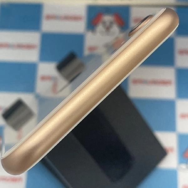 iPhone8 SoftBank版SIMフリー 64GB MQ7A2J/A A1906 極美品 ゴールド