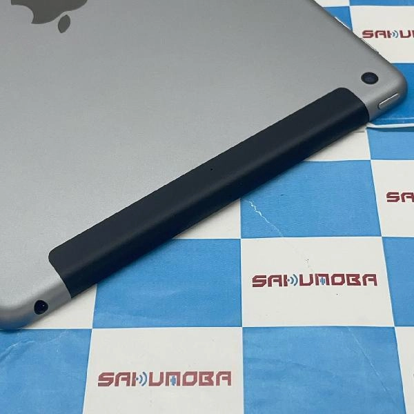 iPad 第6世代 au版SIMフリー 128GB MR722J/A A1954 極美品