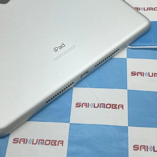 iPad 第9世代 docomo版SIMフリー 64GB MK493J/A A2604