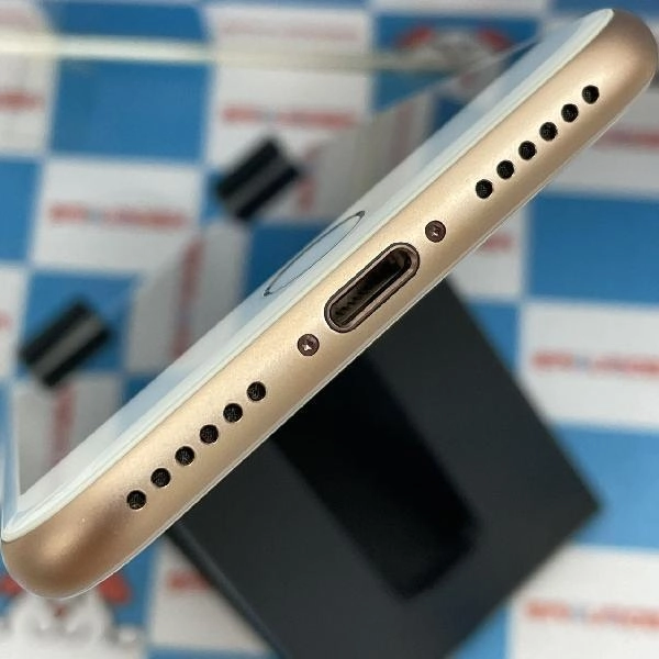 iPhone8 SoftBank版SIMフリー 64GB MQ7A2J/A A1906 極美品 ゴールド