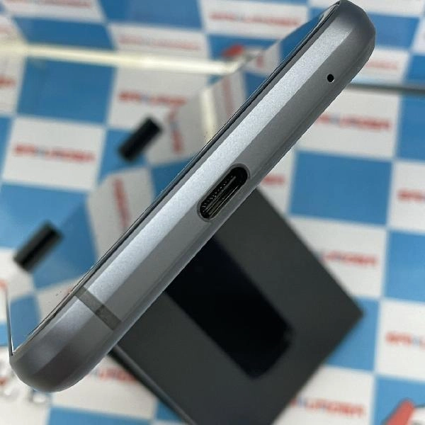 AQUOS sense3 basic SHV48 au 32GB 極美品