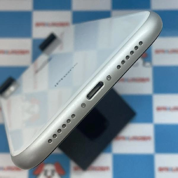 iPhoneXR docomo版SIMフリー 64GB MT032J/A A2106 美品