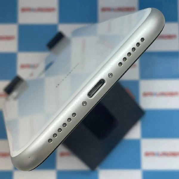 iPhoneXR SoftBank版SIMフリー 64GB NT032J/A A2106 美品