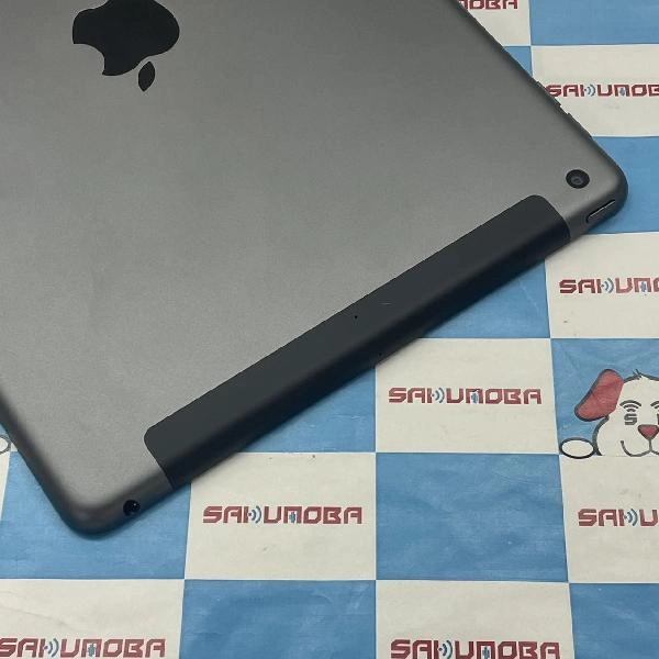 iPad 第9世代 au版SIMフリー 64GB MK473J/A A2602 新品同様