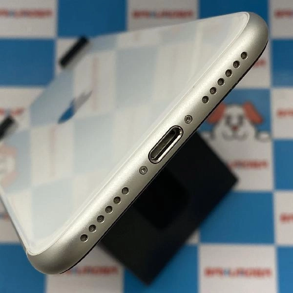 iPhoneSE 第2世代 SoftBank版SIMフリー 64GB MHGQ3J/A A2296 美品 ホワイト