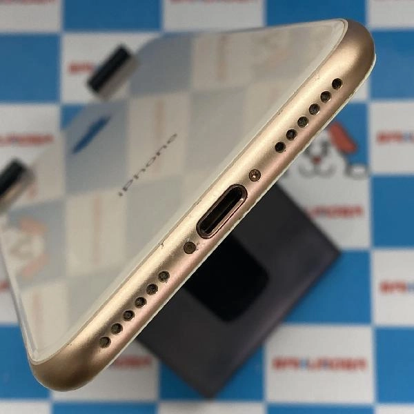 iPhone8 docomo版SIMフリー 64GB MQ7A2J/A A1906 極美品 ゴールド