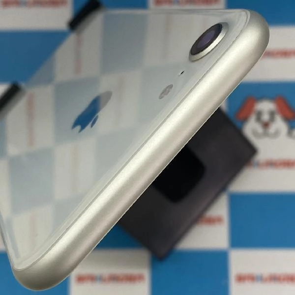 iPhone8 docomo版SIMフリー 64GB MQ792J/A A1906 極美品 シルバー
