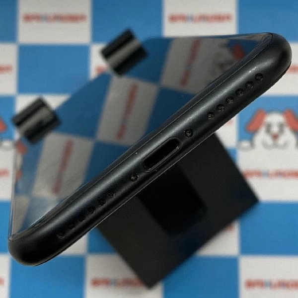 iPhoneSE 第2世代 Apple版SIMフリー 128GB MXD02J/A A2296 極美品 ブラック