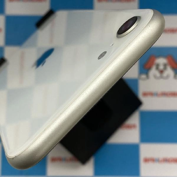 iPhoneSE 第2世代 Apple版SIMフリー 128GB MXD12J/A A2296 極美品 ホワイト