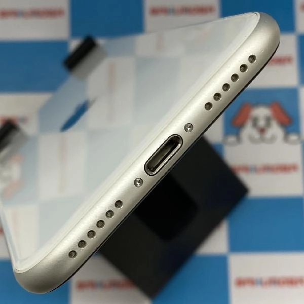 iPhoneSE 第2世代 Apple版SIMフリー 128GB MXD12J/A A2296 極美品 ホワイト