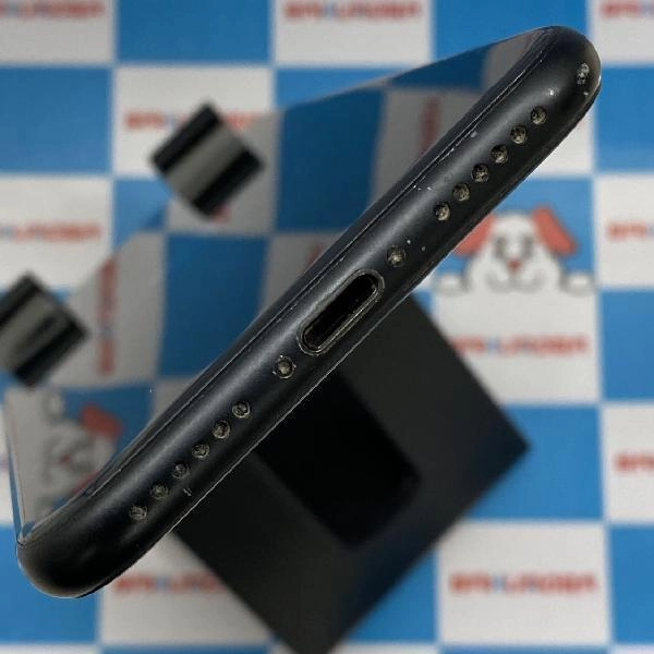 iPhoneSE 第2世代 au版SIMフリー 128GB MXD02J/A A2296 ブラック