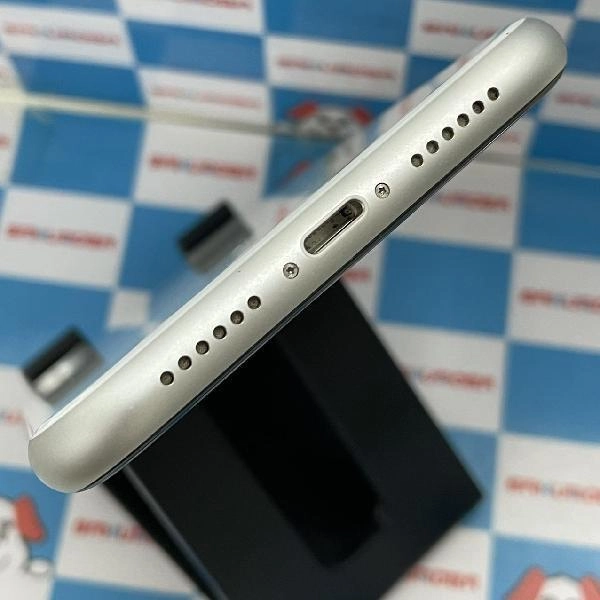 iPhoneXR SoftBank版SIMフリー 64GB MT032J/A A2106