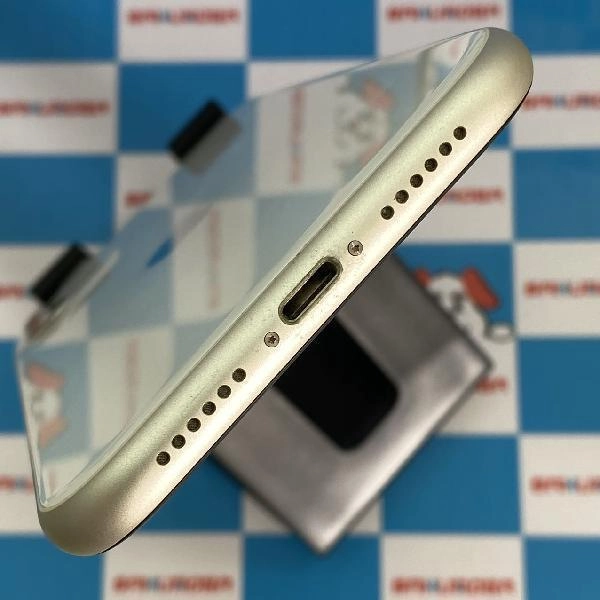 iPhone11 docomo版SIMフリー 256GB MWM82J/A A2221 極美品 ホワイト