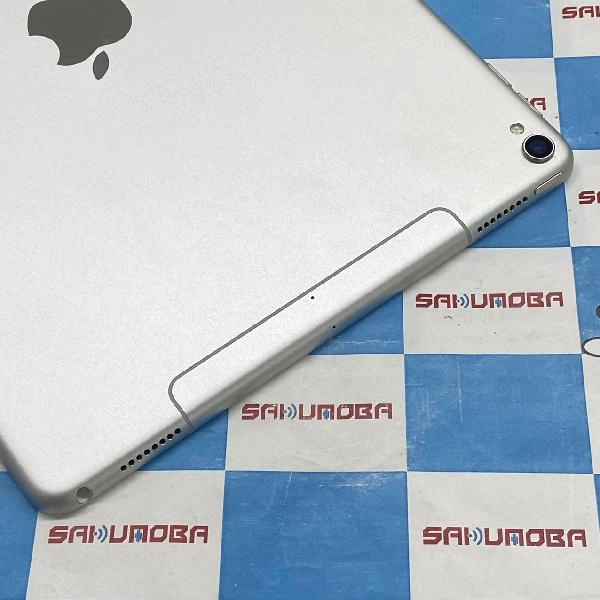 iPad Pro 10.5インチ docomo版SIMフリー 64GB NQF02J/A A2436 ジャンク品 シルバー