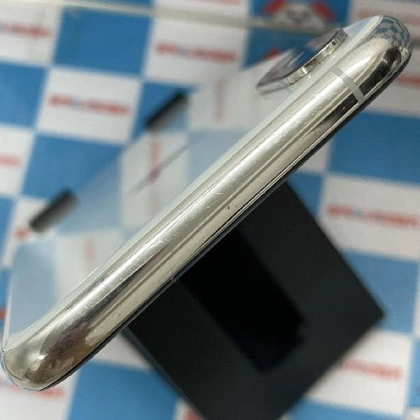 iPhoneXS au版SIMフリー 64GB MTE12J/A A2098 シルバー