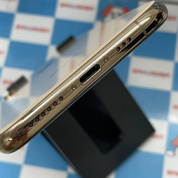iPhoneXS au版SIMフリー 64GB MTAY2J/A A2098 ゴールド