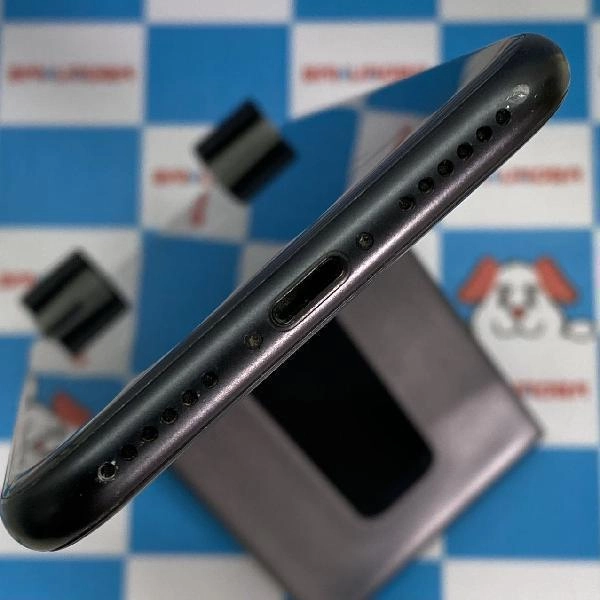 iPhoneSE 第2世代 SoftBank版SIMフリー 64GB MHGP3J/A A2296 バッテリ社外品 ジャンク品 ブラック