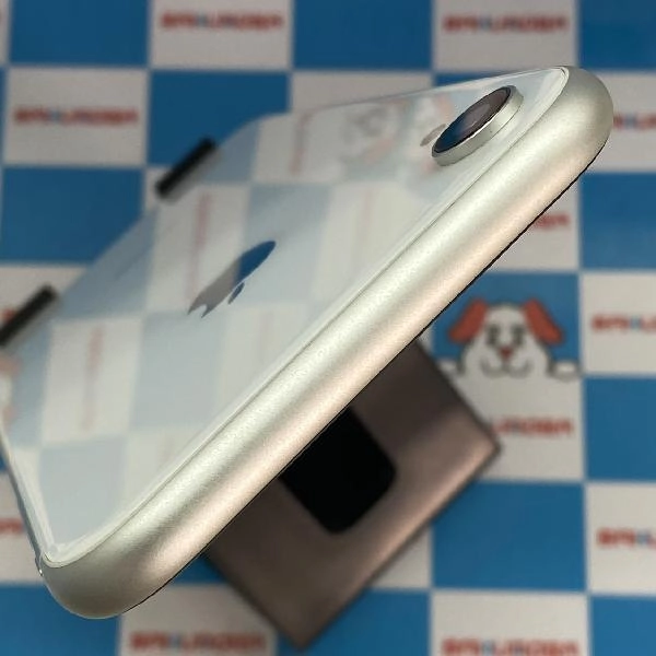 iPhoneXR docomo版SIMフリー 128GB A2106 水没、起動不可 ジャンク品