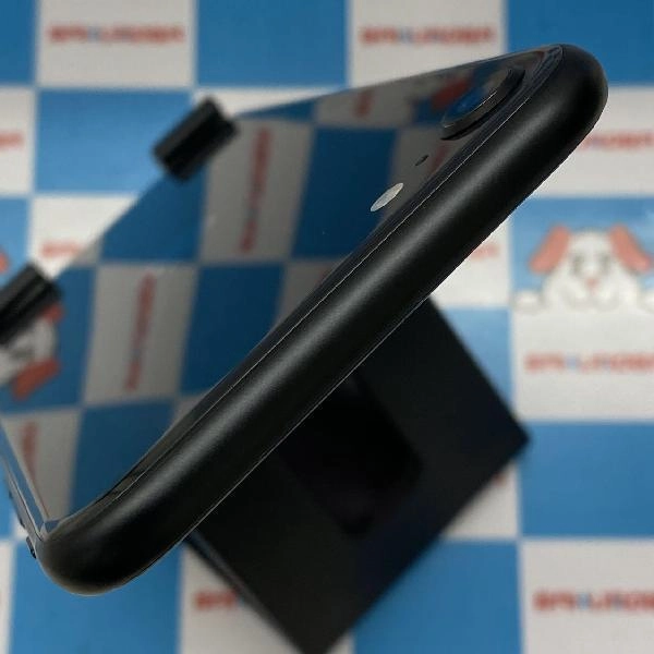 iPhoneSE 第2世代 au版SIMフリー 64GB MHGP3J/A A2296 ブラック