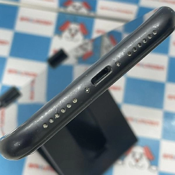 iPhoneXR au版SIMフリー 64GB MT002J/A A2106