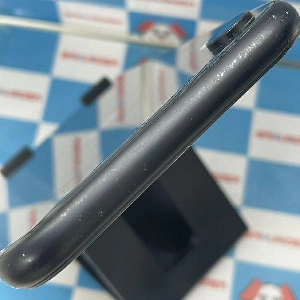 iPhoneXR au版SIMフリー 64GB MT002J/A A2106