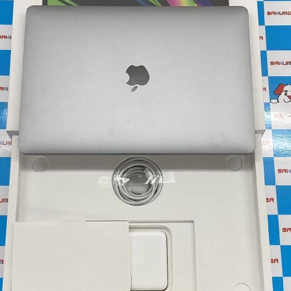 MacBook Pro 13インチ M2 2022 512GB 8GB 512GB MNEJ3J/A A2338 新品同様 スペースグレイ