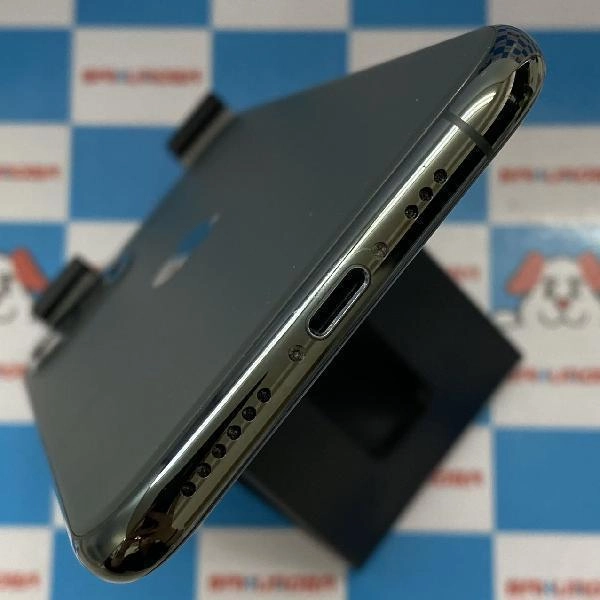 iPhone11 Pro docomo版SIMフリー 64GB MWC62J/A A2215 新品同様品