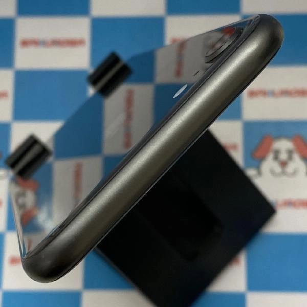 iPhone8 au版SIMフリー 64GB MQ782J/A A1906 極美品 スペースグレイ