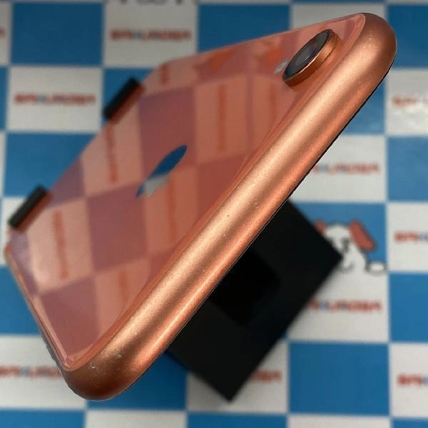 iPhoneXR au版SIMフリー 64GB MT0A2J/A A2106