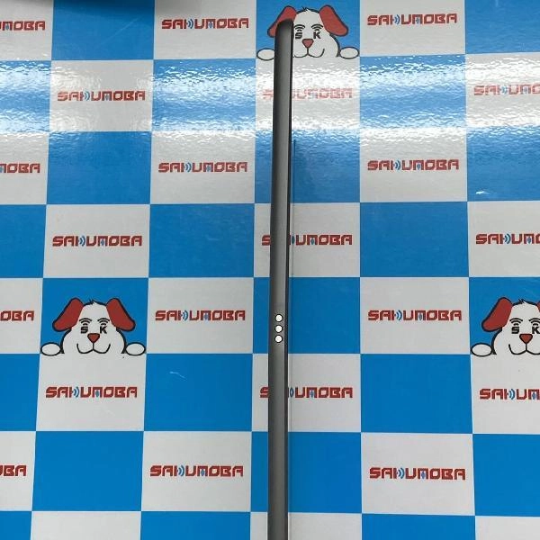 iPad 第8世代 Wi-Fiモデル 32GB MYL92J/A A2270 極美品