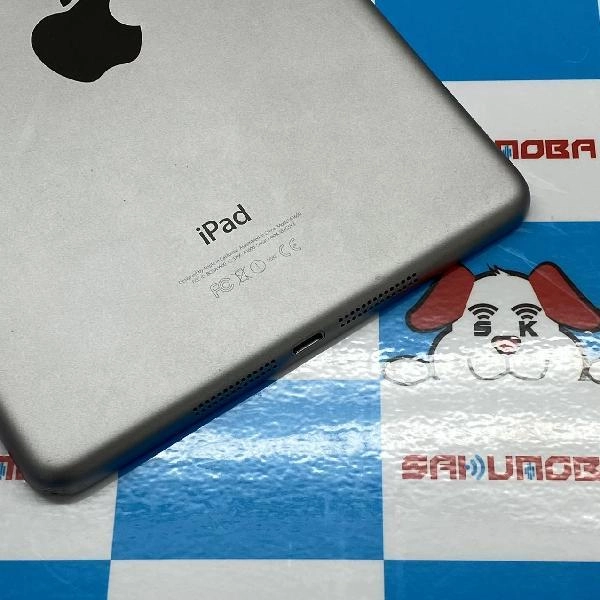 iPad mini 第3世代 docomo 64GB MGJ02J/A A1600 スペースグレイ